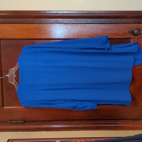 Chico's Royal Blue Size 3 or 16 flowy tunic length blouse - Picture 2 of 2